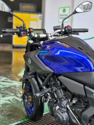 Yamaha MT-07 Naked