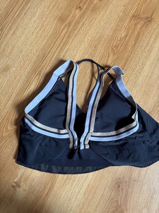 Top sportivo Nike nero