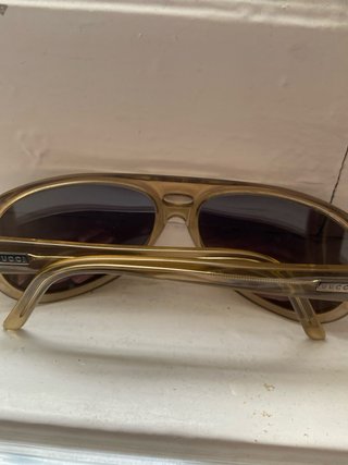 Gafas de sol Gucci doradas