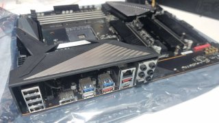 Gigabyte X570 AORUS ULTRA AM4 WiFi