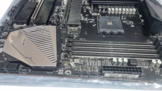 Gigabyte X570 AORUS ULTRA AM4 WiFi