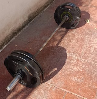 Barra Olímpica 150cm + 4 Discos 15kg