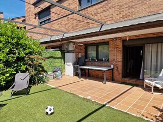 Casa adosada en venta en Urb. Belvalle en Meco