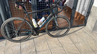 Bicicleta de carretera BH carbono