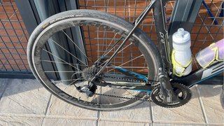 Bicicleta de carretera BH carbono