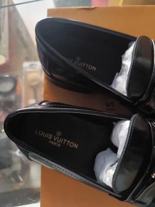 Mocasines Louis Vuitton Piel de becerro  Brillante