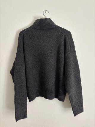 Jersey Zara punto cuello subido gris
