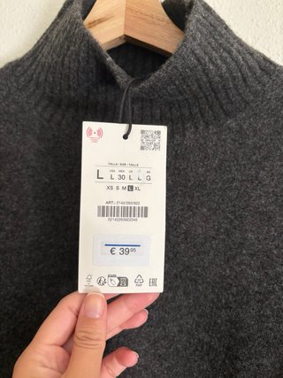 Jersey Zara punto cuello subido gris