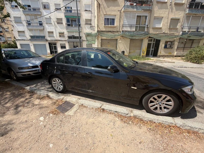 BMW Serie 3 2006 - foto 1