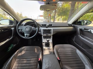 Volkswagen Passat Variant Highline Bluemotion 2011