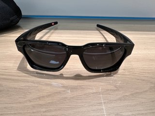 Gafas de sol Oakley negras