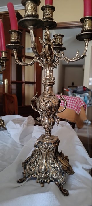 Pareja Candelabros Metal Dorado