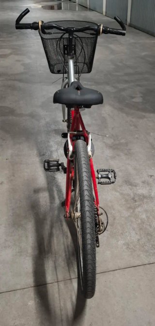 Bicicleta GlobeTrotter Roja y Plata
