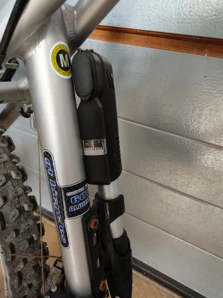 Bicicleta GT Avalanche 3.0 Plata