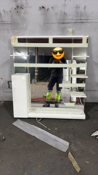 Espejo de baño moderno