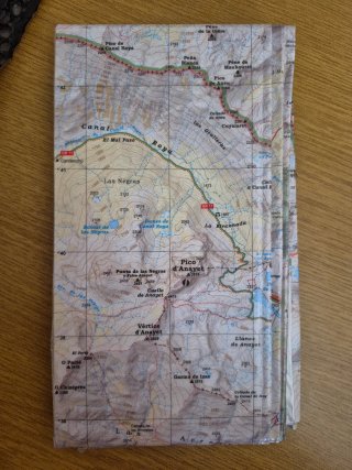 Mapa Valle de Tena - Pirineo Aragonés PLASTIFICADO