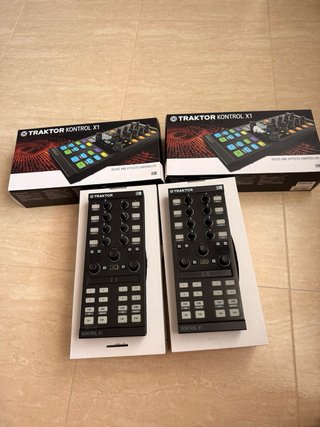 2 x Traktor Kontrol X1