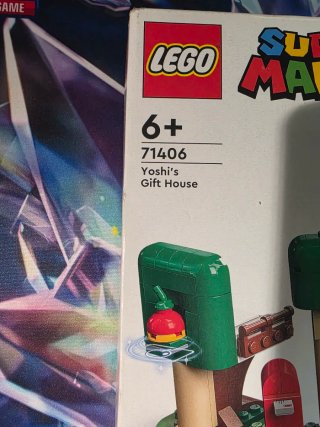 LEGO Super Mario 71406 Yoshi's Gift House