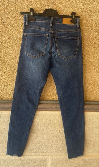 3 Prendas: Cazadora Denim Bershka, Camiseta y Jean