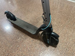 Patinete Cecotec Bongo