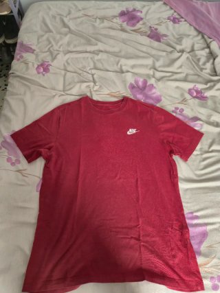 Camiseta Nike Roja