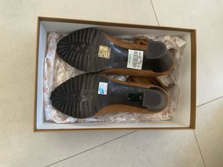 Botines Gloria Ortiz Marrones Talla 37 NUEVOS