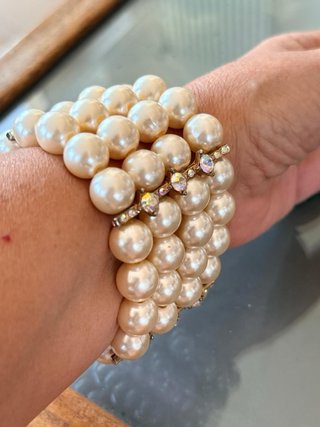 Bracciale perle luminose con strass oro