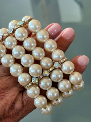 Bracciale perle luminose con strass oro