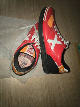 Zapatillas Munich Talla 42 Rojas y Naranjas