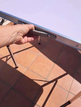 Tavolo pieghevole da campeggio in alluminio e plastica