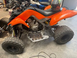 Yamaha Raptor 700 - Naranja y Negro