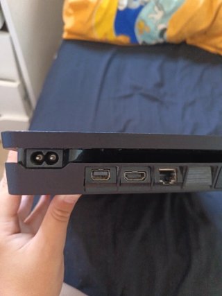 Consola PS4 Slim Negra
