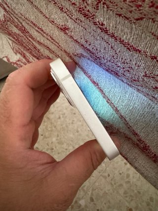 iPhone 13 Blanco + Fundas