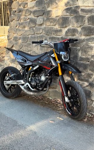 Rieju MRT Pro 49cc Supermotard Negra
