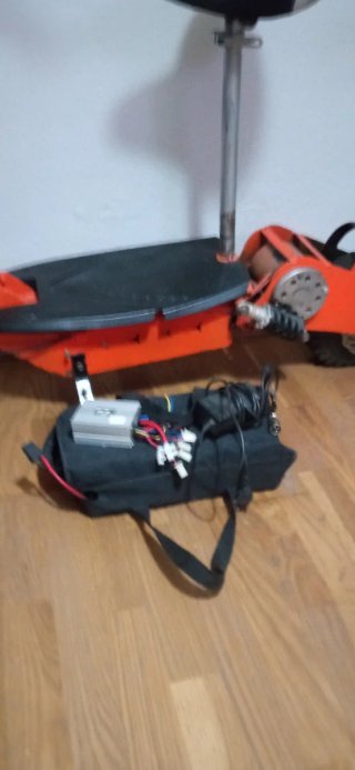 Patinete Eléctrico 1800W con Asiento