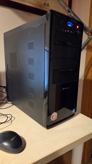 PC Intel i5 / 8GB RAM / 1TB HDD / W10