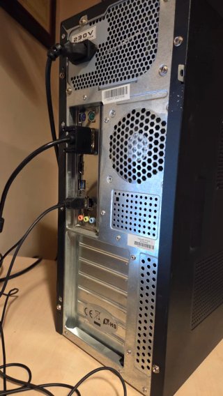 PC Intel i5 / 8GB RAM / 1TB HDD / W10