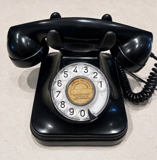 Teléfono antiguo Compañía Telefónica Nacional