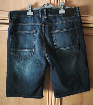 Pantalón corto vaquero azul oscuro Talla 46