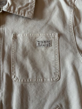 Cazadora worker Pull and Bear beige tejido grueso