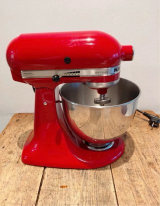 Batidora KitchenAid Artisan Roja