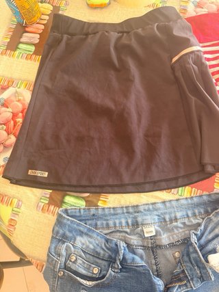 Lote Ropa Mujer: Pantalones y Falda