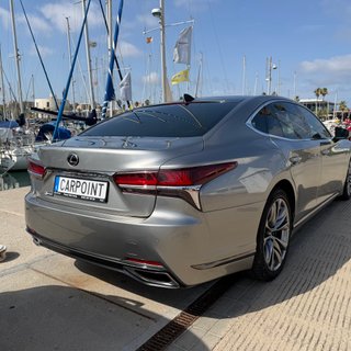Lexus LS 2020