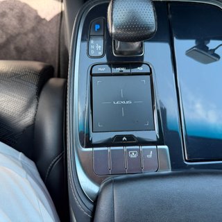 Lexus LS 2020