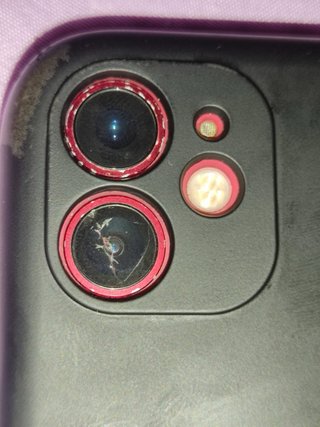 iPhone 11 Rojo