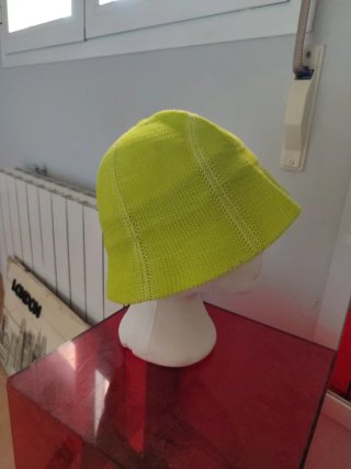 Gorro tejido verano verde-amarillo