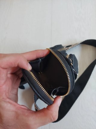 Bolso bandolera Negro Kahlo&Co con Monedero