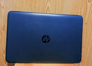 Portátil HP Essential 250