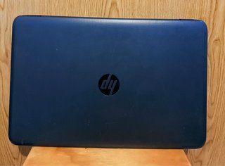 Portátil HP Essential 250