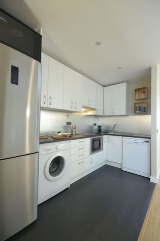 Piso en alquiler en Castillejos en Madrid